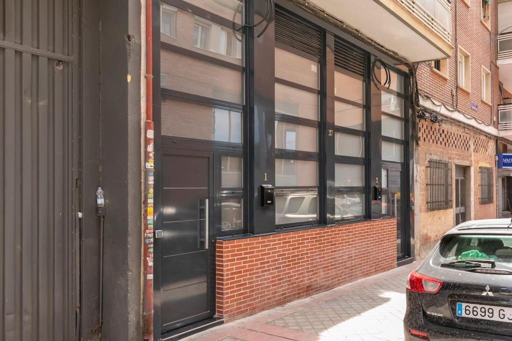 Nice New Duplex In Front Of Palacio Vistaalegre Madrid Eksteriør bilde